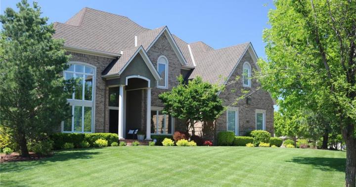 Lionsgate | $875,000