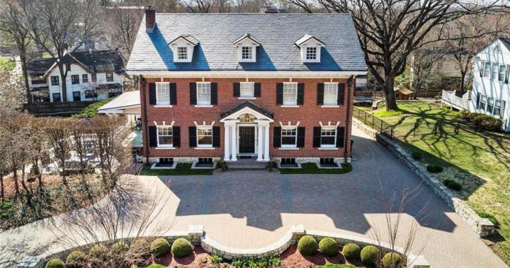 Mission Hills, KS | $1,099,000