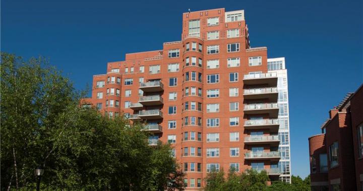 Plaza KC MO $495,000 beds 2 baths 2