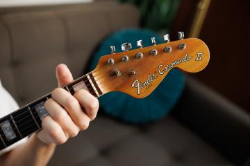 Headstock of Fender Coronado II guitar
